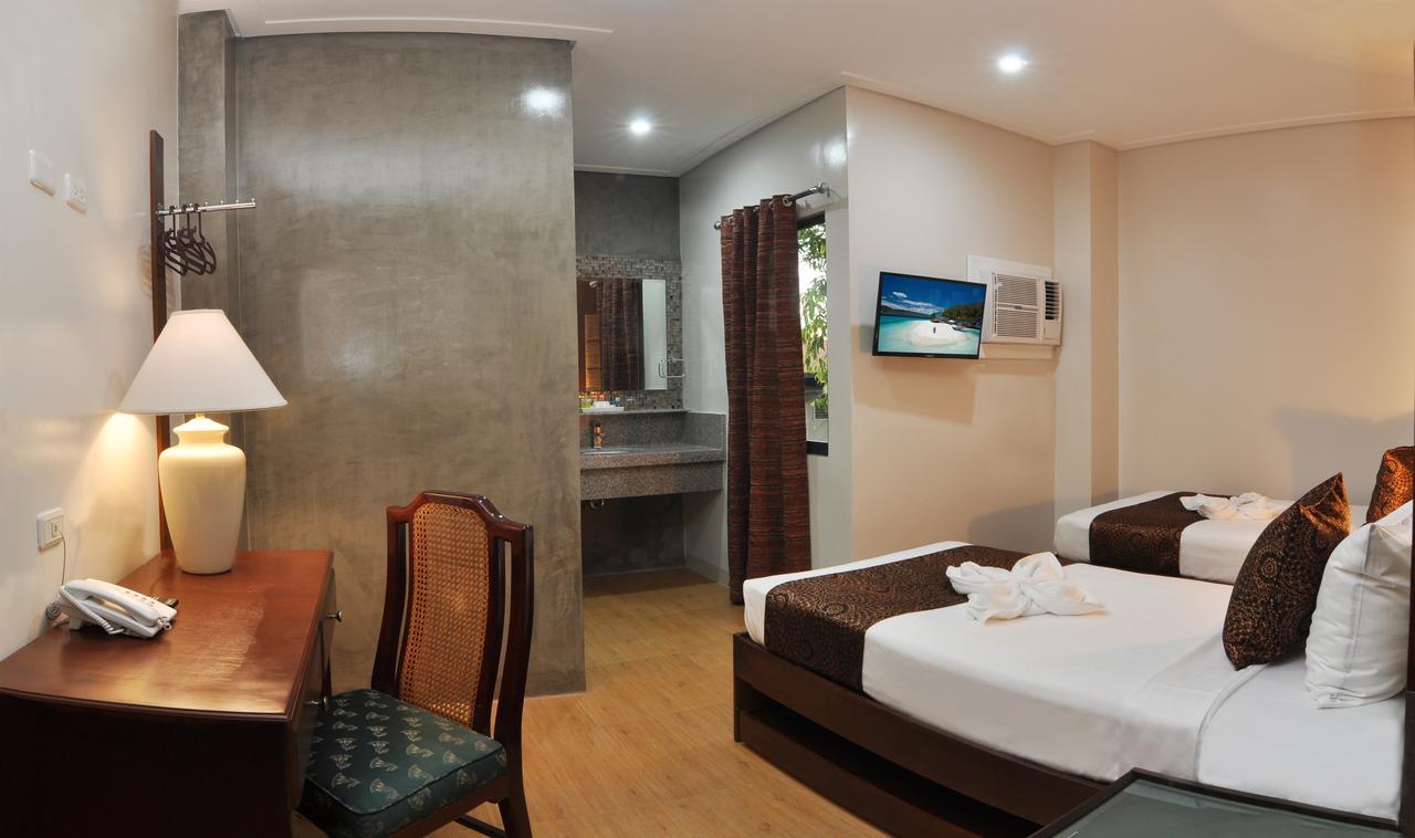 717 Cesar Place Hotel Tagbilaran Eksteriør billede