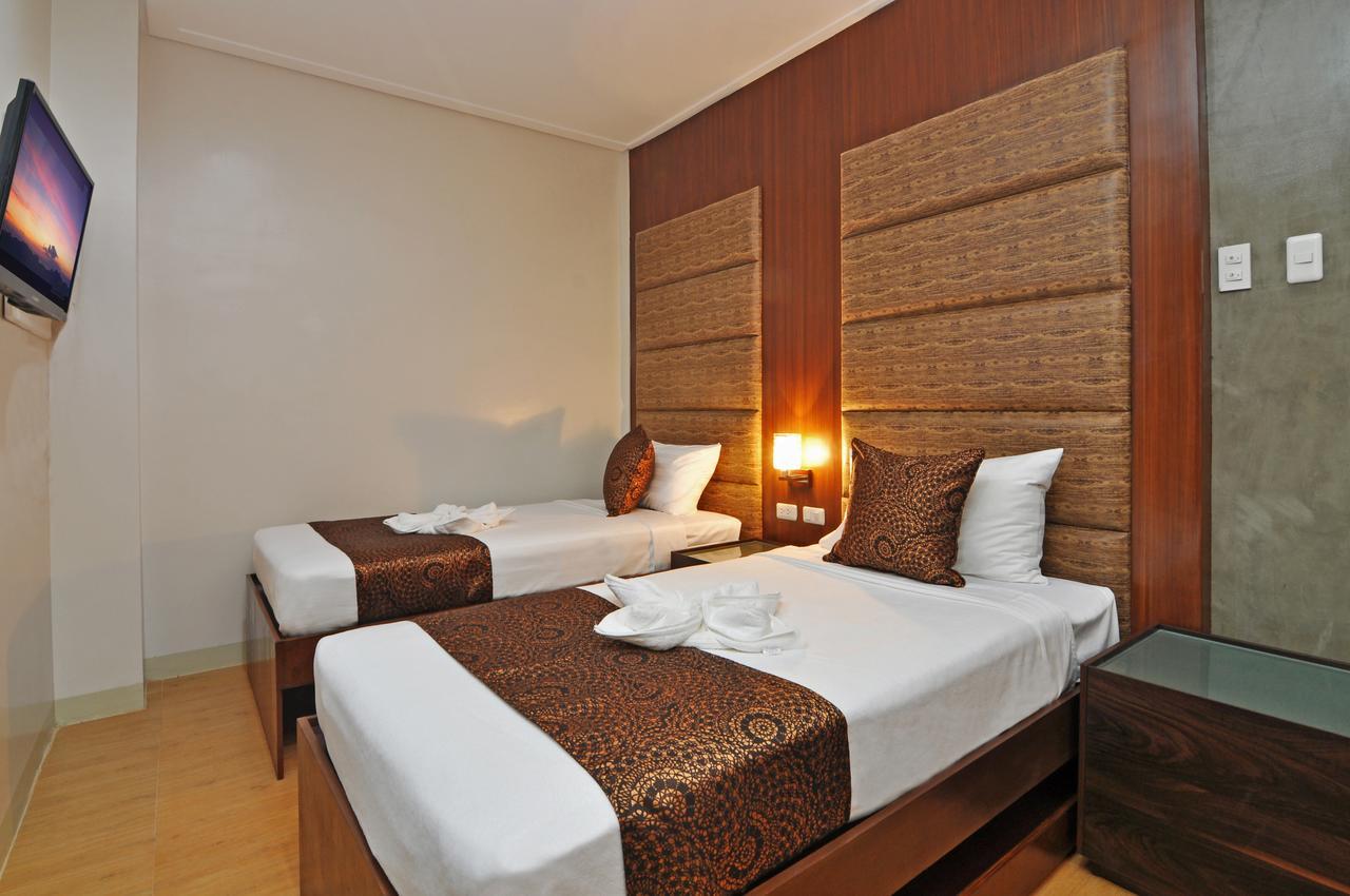 717 Cesar Place Hotel Tagbilaran Eksteriør billede